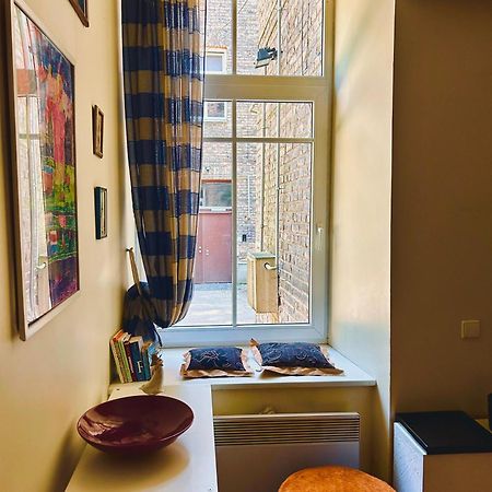 Guest Room In Old Town วิลนีอุส ภายนอก รูปภาพ
