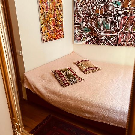 Guest Room In Old Town วิลนีอุส ภายนอก รูปภาพ